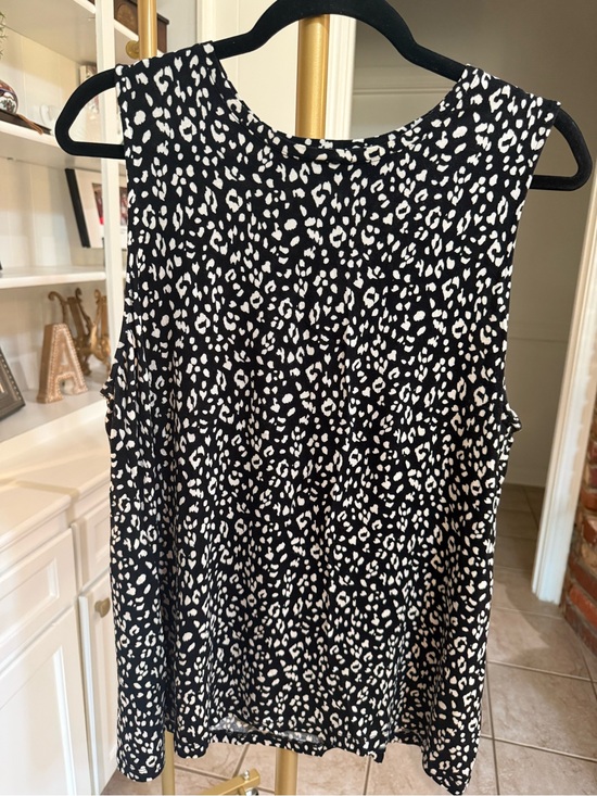 Nine West Tops - Nine West Black & White Animal Print Tank Top XL